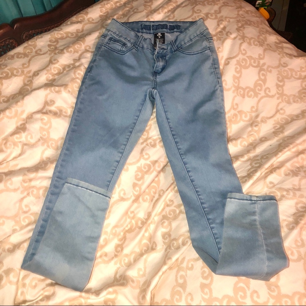 Love Culture Jeans Skinny and Stretchy Size 1 in Women’s, Juniora , Big Girl Kid